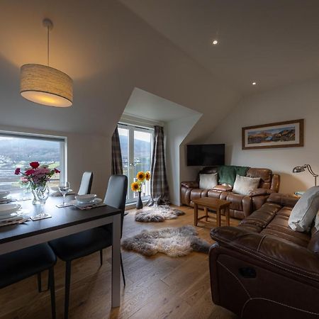Skyelight Apartment Portree Buitenkant foto