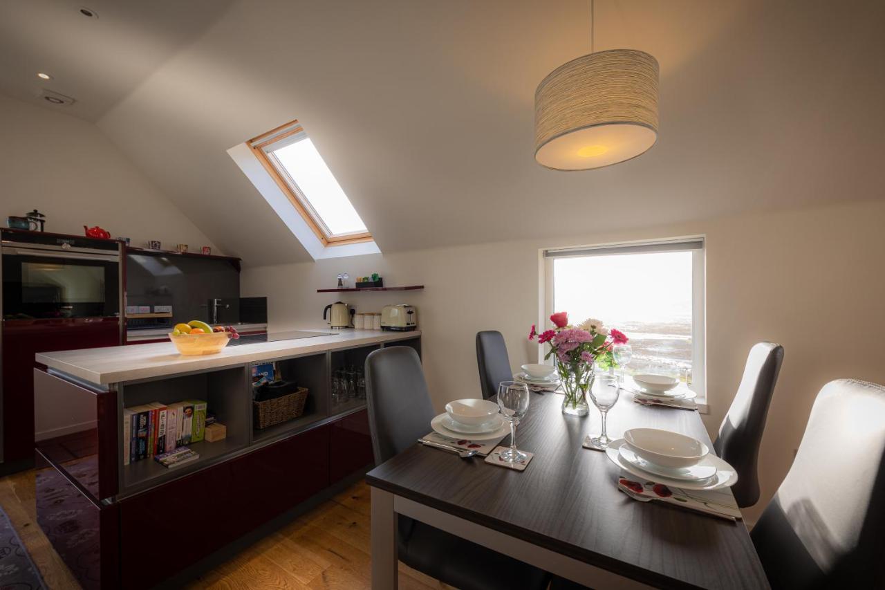 Skyelight Apartment Portree Buitenkant foto